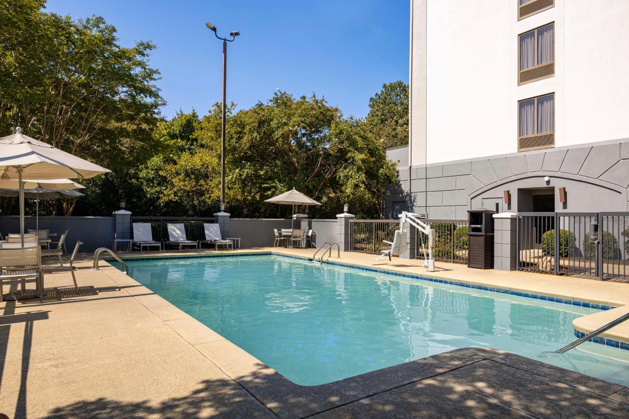 Hyatt Place Atlanta Airport South Екстер'єр фото